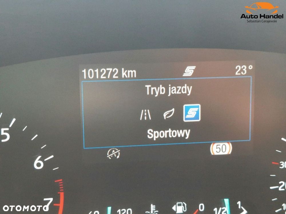 Ford Focus 1.0 EcoBoost Start-Stopp-System ST-LINE - 24