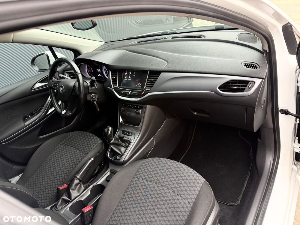 Opel Astra 1.6 D Start/Stop Innovation - 11