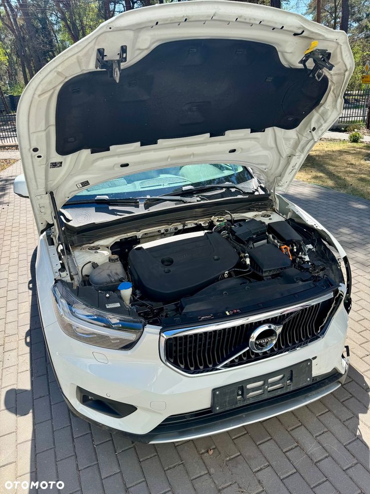 Volvo XC 40 B4 B Momentum Pro - 17