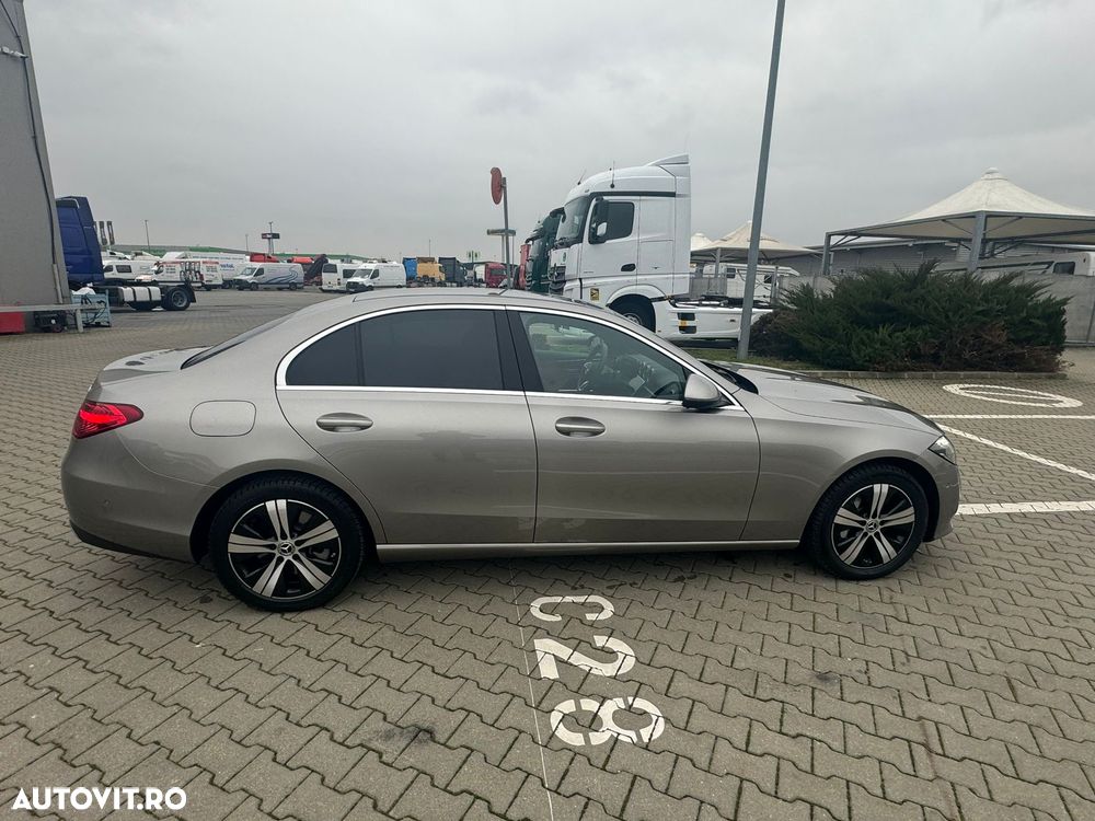Mercedes-Benz C 300 e 4MATIC PHEV - 2