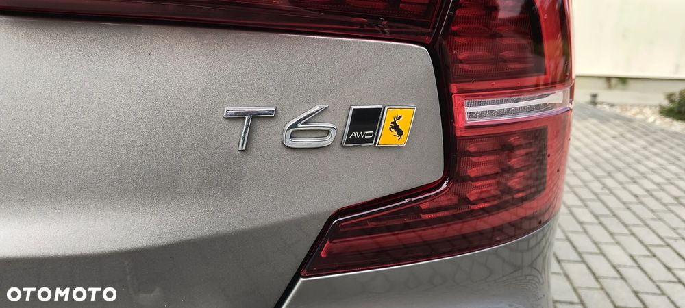 Volvo S60 T6 AWD Momentum Pro - 10