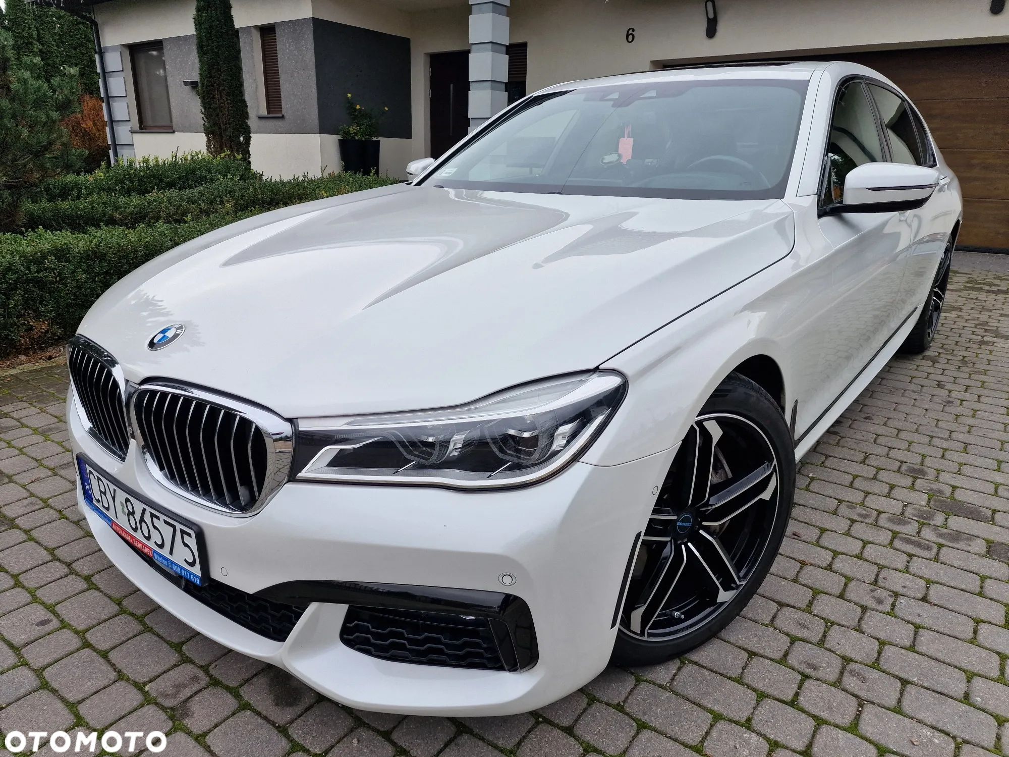 BMW Seria 7 750Li xDrive - 1