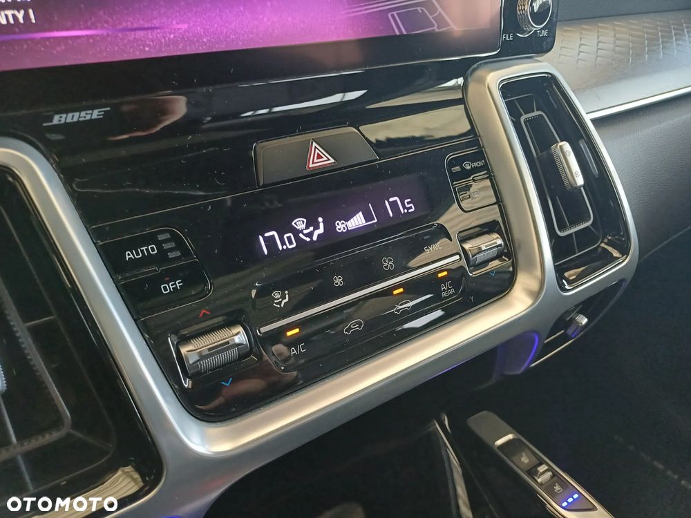 Kia Sorento - 26