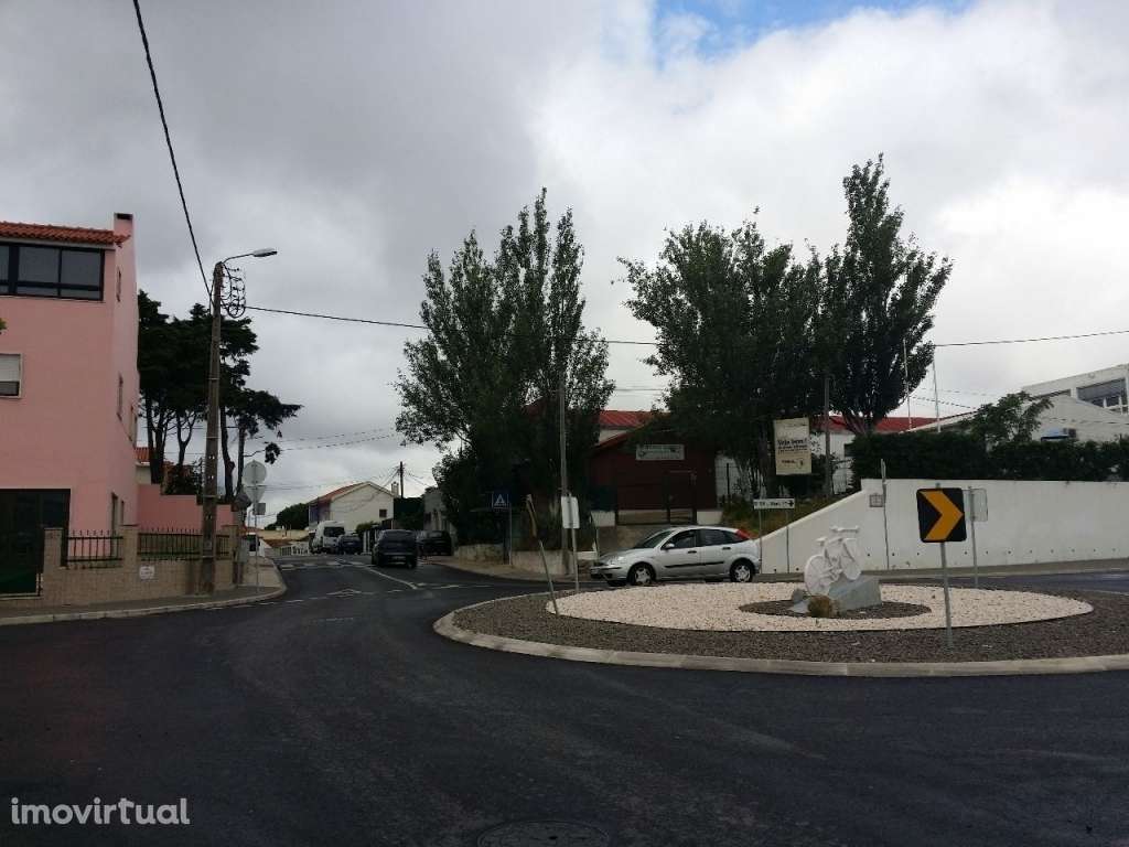 Escritório de 224m² com montra e estacionamento em Cascais - Grande imagem: 3/38