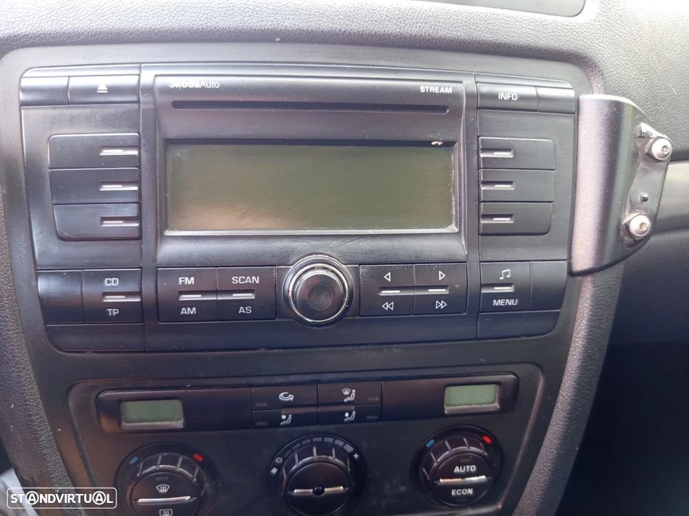Skoda Octavia Break 2.0 TDI Sport - 13