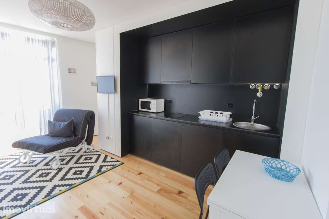 T0 Mobilado com lugar de estacionamento - Grande imagem: 3/5