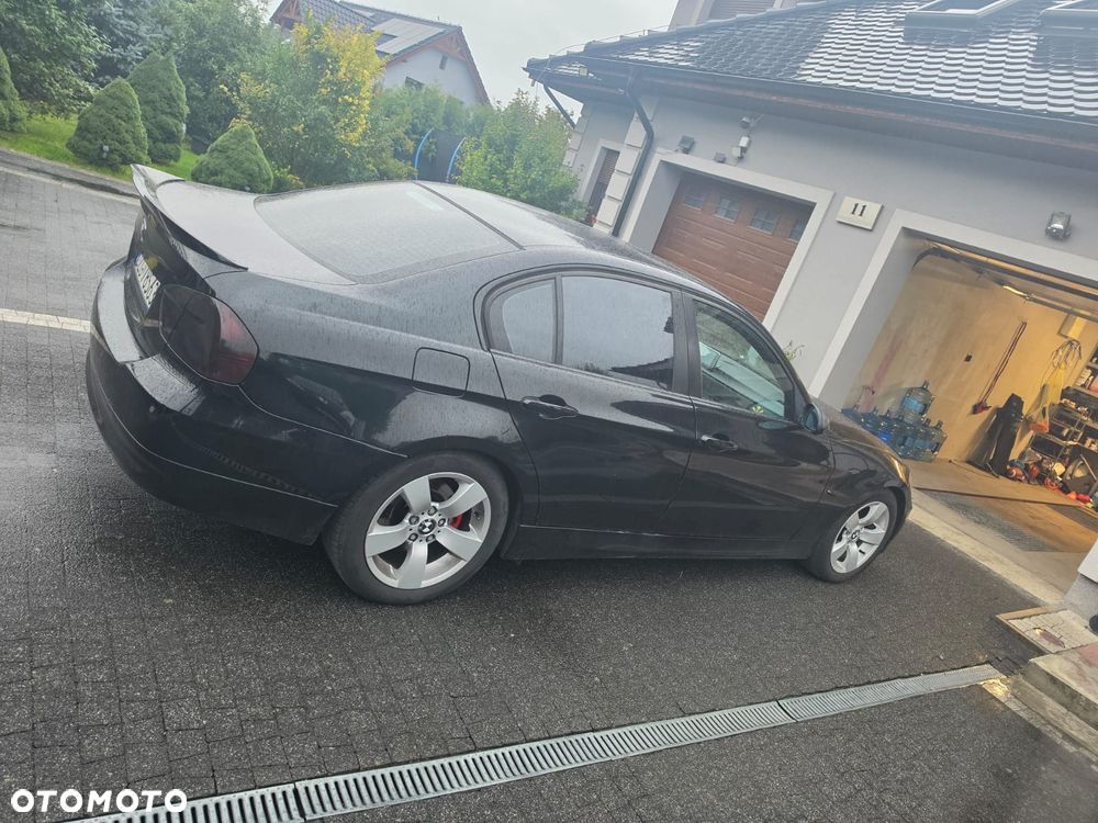BMW Seria 3 325i - 2