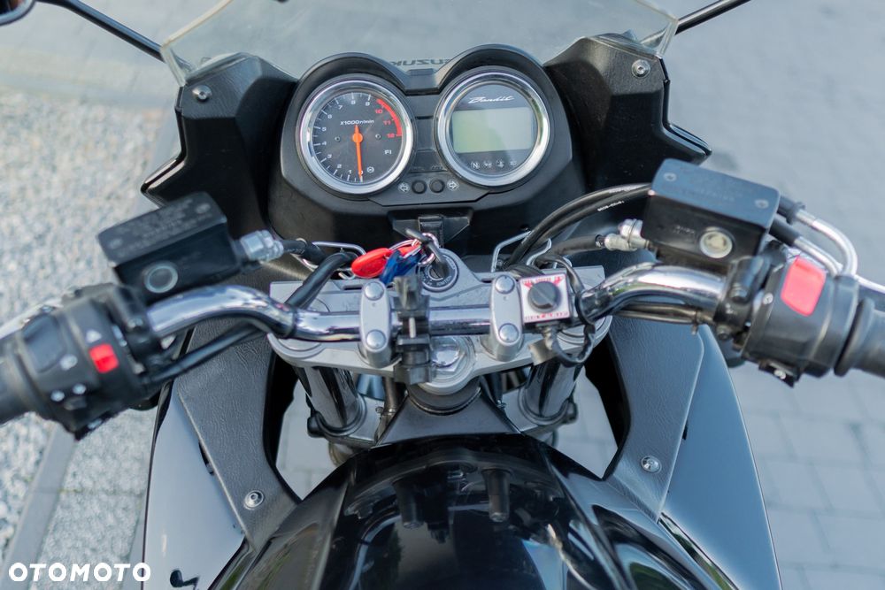 Suzuki Bandit - 22