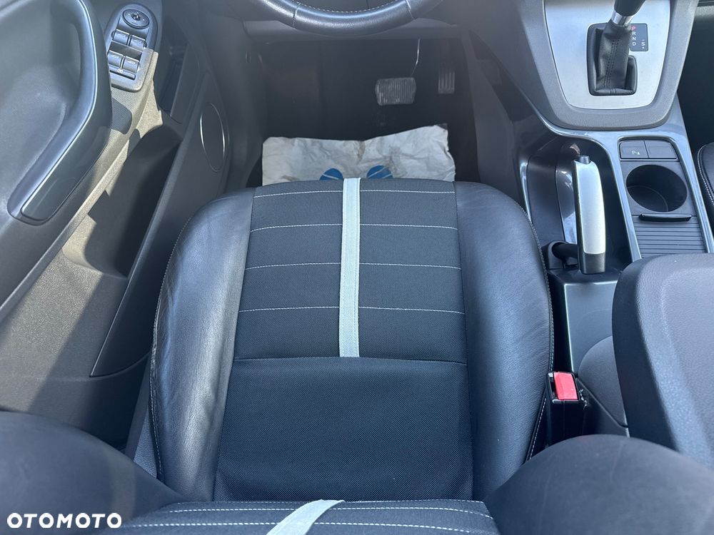 Ford Kuga 2.5 4x4 Titanium - 10