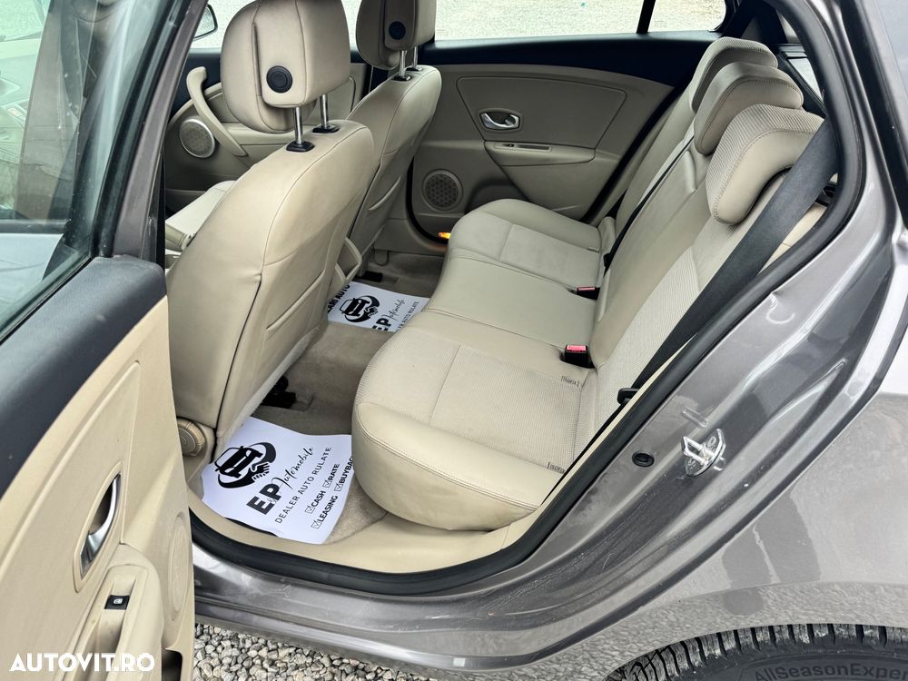 Renault Megane 1.5 dCi Dynamique - 8