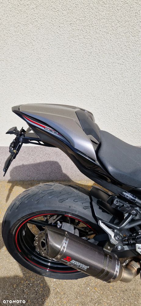 Kawasaki Z 900 - 10