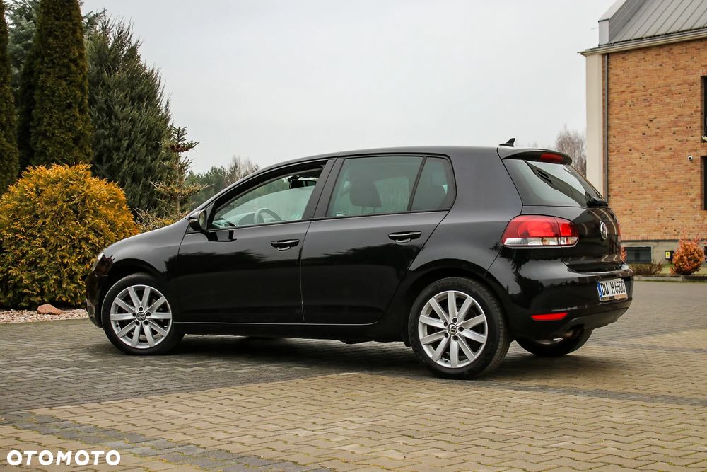 Volkswagen Golf - 17