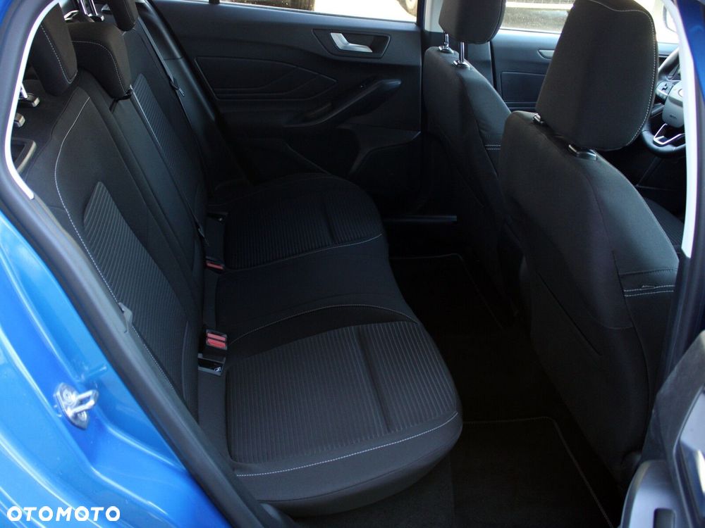Ford Focus 1.0 EcoBoost Titanium X - 14
