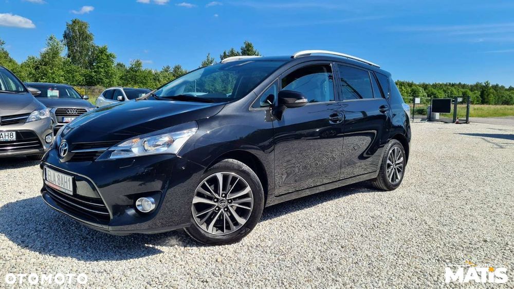 Toyota Verso - 35