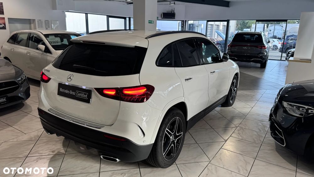 Mercedes-Benz GLA 200 AMG Line - 5