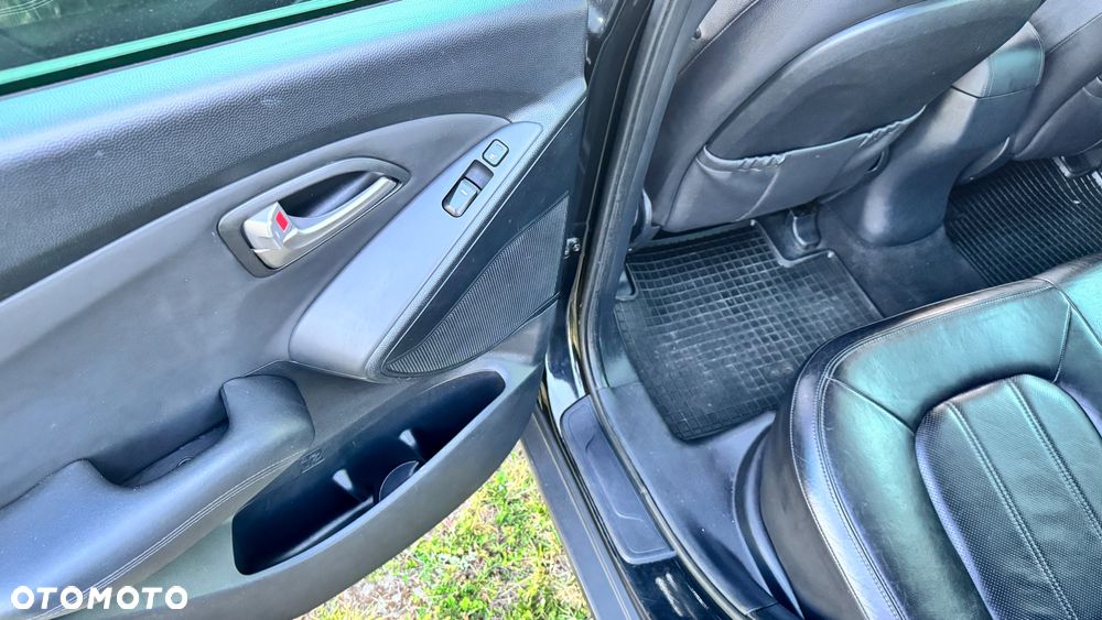 Hyundai ix35 2.0 Premium 2WD - 18