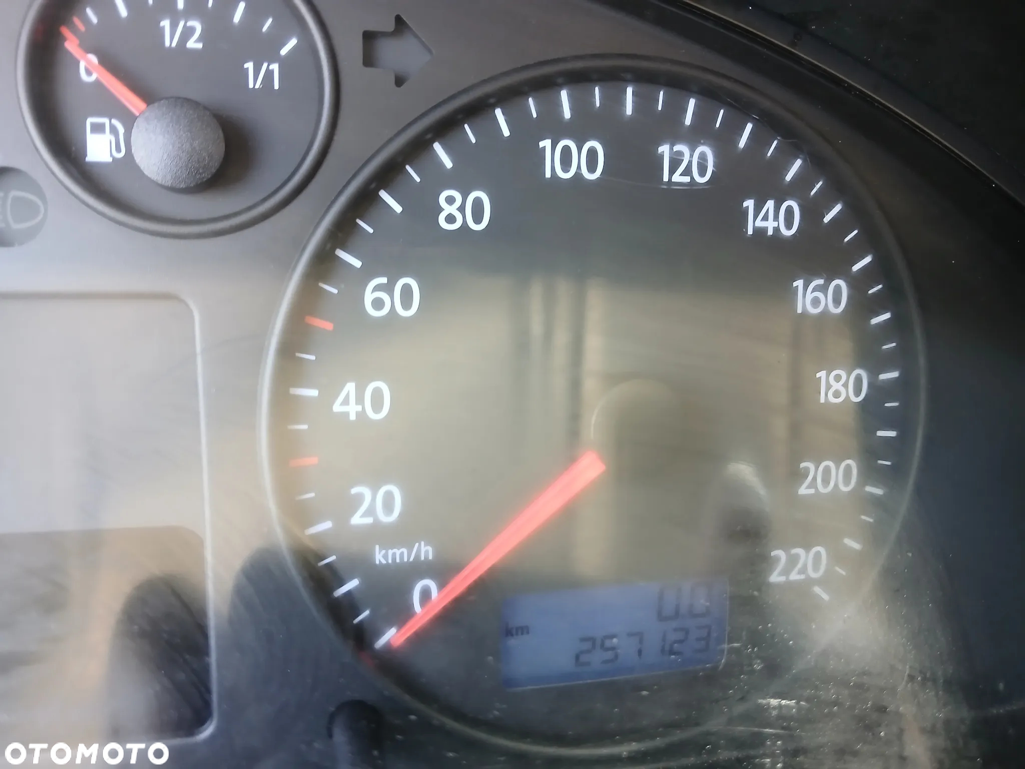 Volkswagen TRANSPORTER - 16