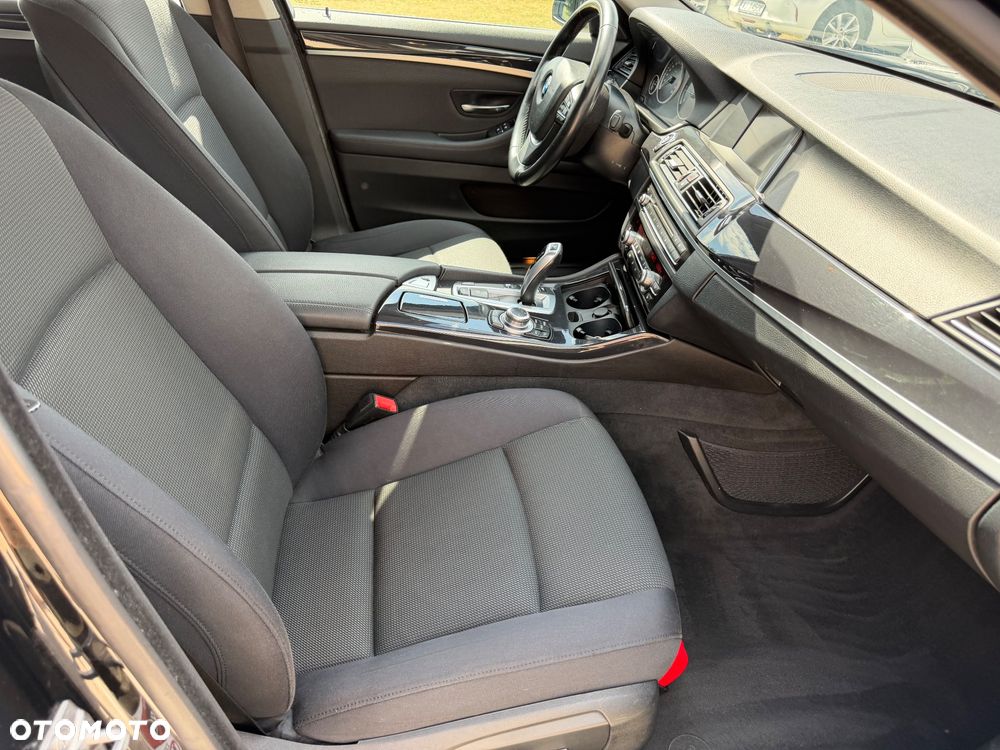 BMW Seria 5 - 33