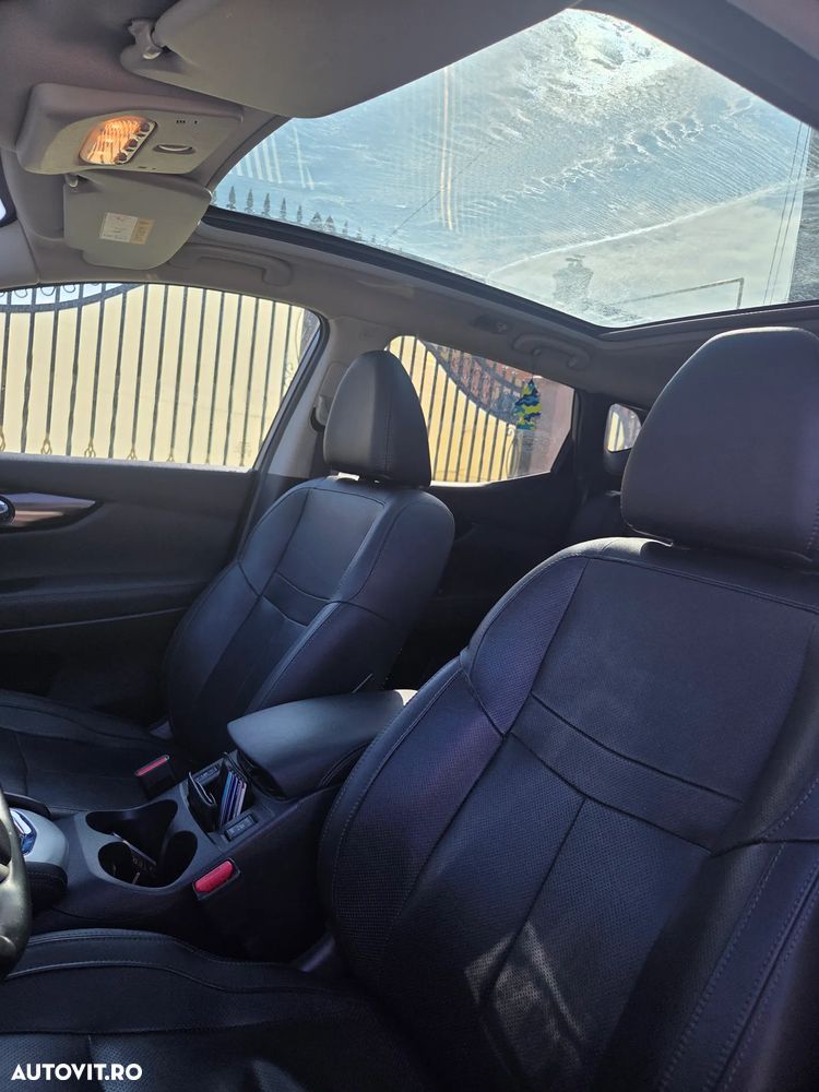 Nissan Qashqai 1.6 DCI Xtronic TEKNA - 10