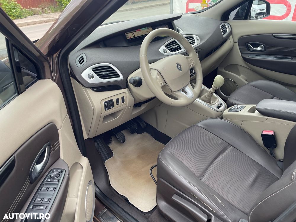 Renault Scenic 1.9 dCi FAP Privilege - 6