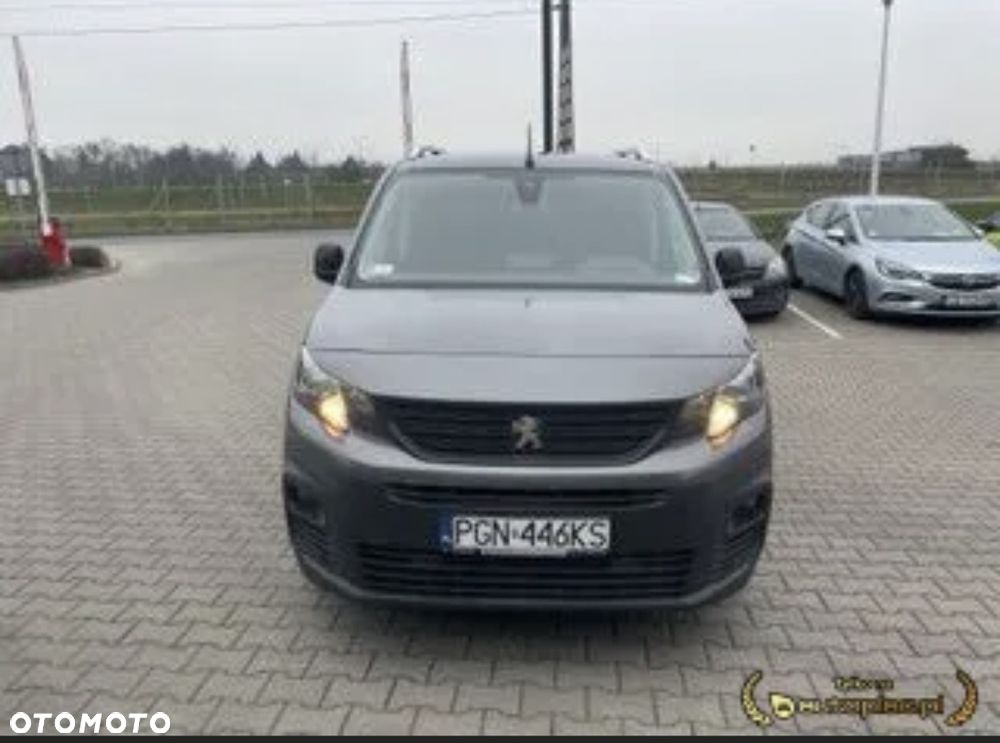 Peugeot Partner L2 S&S Pro EAT8 (bryg.) - 1