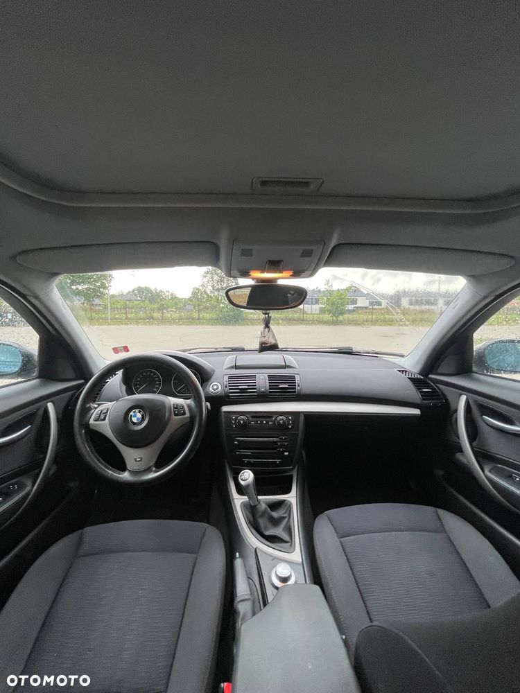 BMW Seria 1 118d - 8