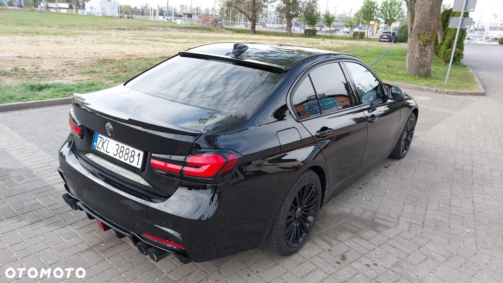 BMW Seria 3 328i xDrive Sport-Aut Luxury Line - 1