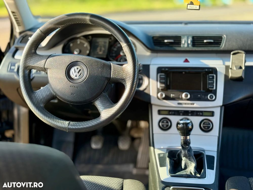 Volkswagen Passat Variant 2.0 TDI DPF Highline - 10