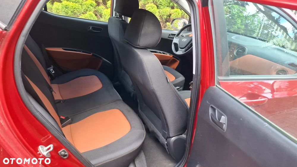 Hyundai i10 1.0 BlueDrive Premium - 9