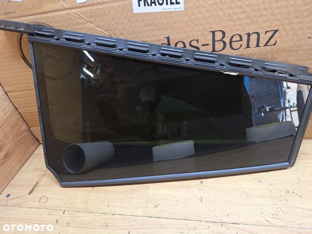 Szyba boczna prawa lewa mercedes GLS w167 - 5