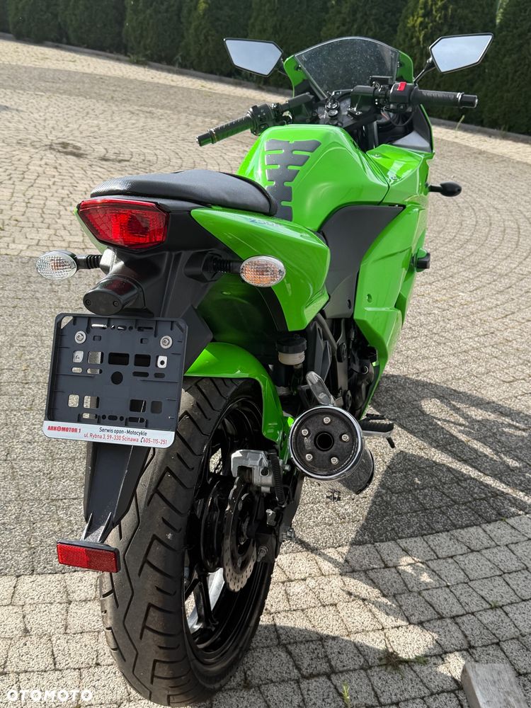 Kawasaki Ninja 250R - 15