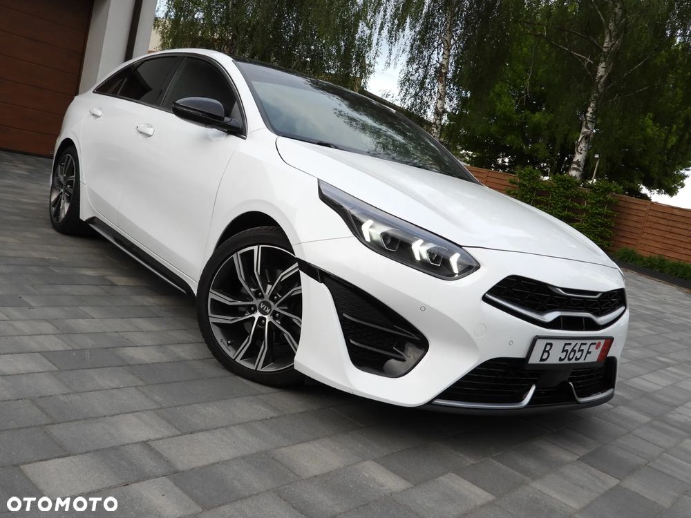 Kia ProCeed 1.5 T-GDI DCT7 OPF GT LINE - 20