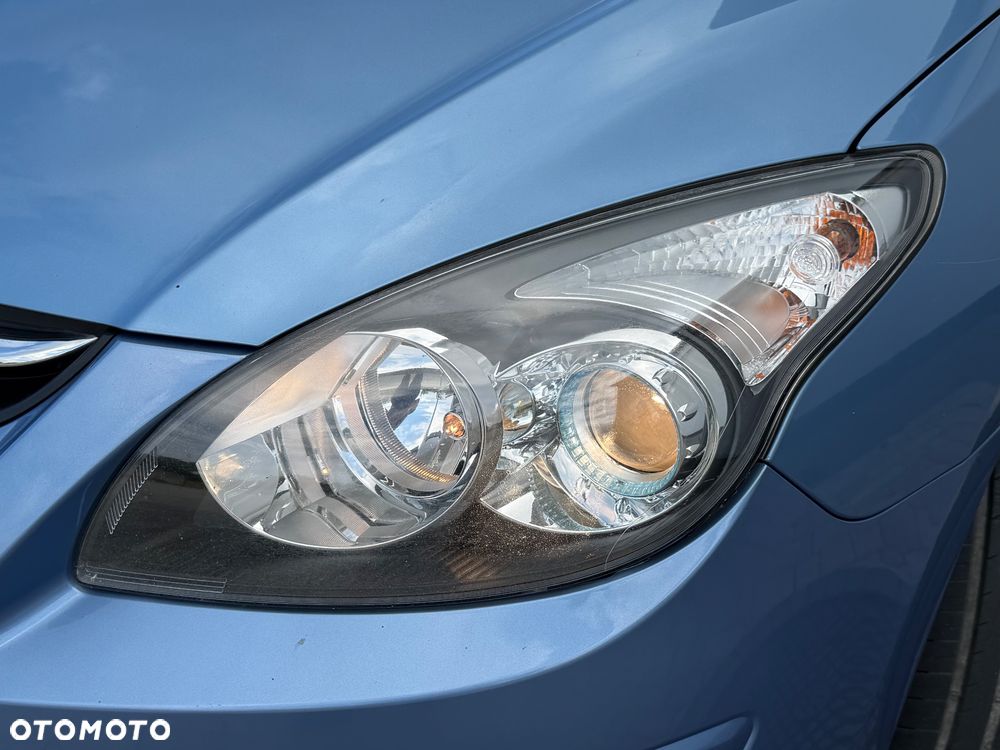 Hyundai i30 1.6 blue Classic - 21