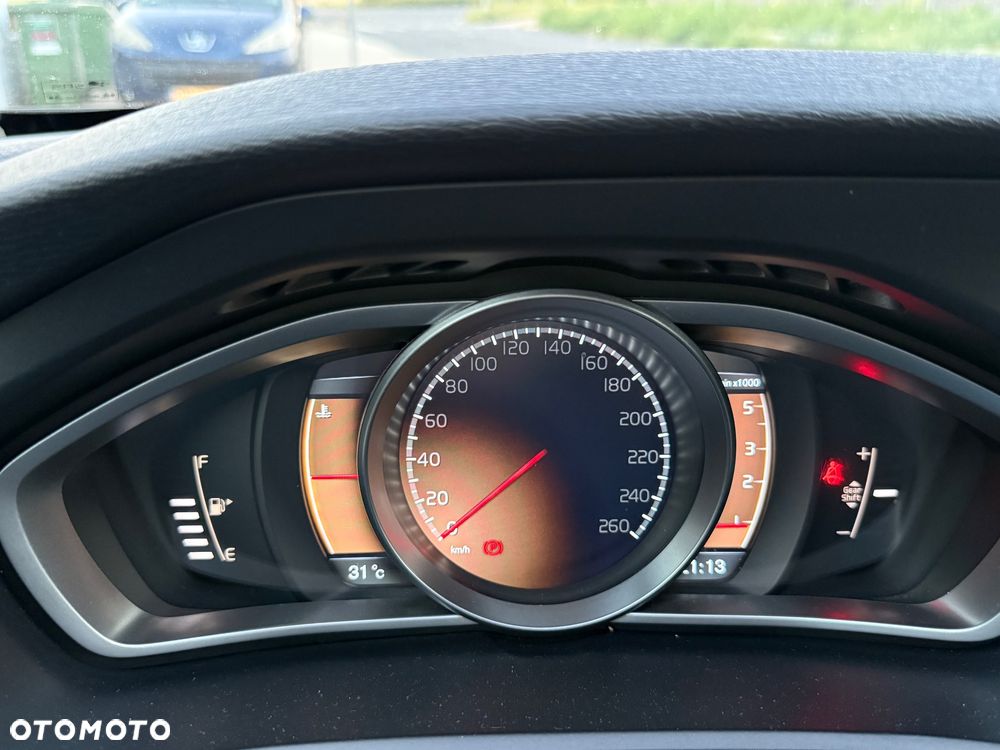 Volvo V40 D2 R-Design Summum - 21