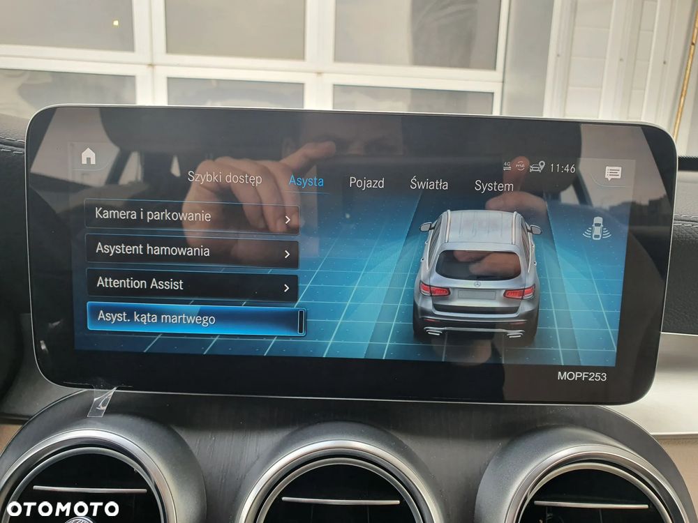 Mercedes-Benz GLC 200 d 4-Matic Business Edition - 28