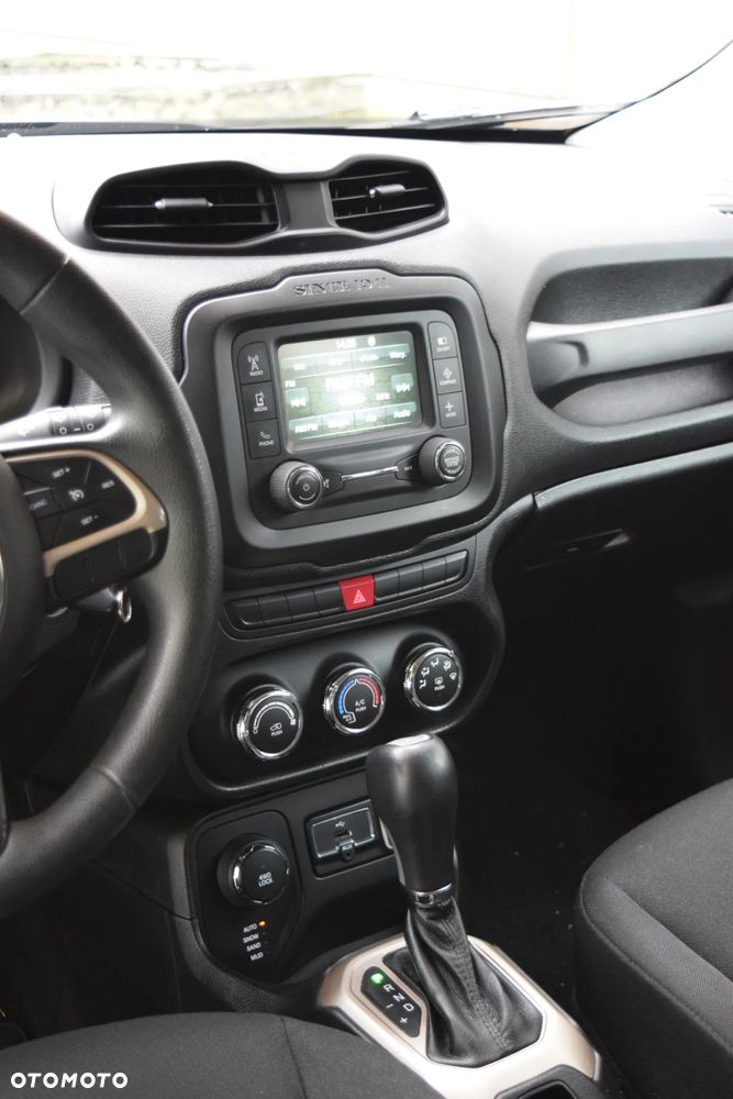 Jeep Renegade - 8