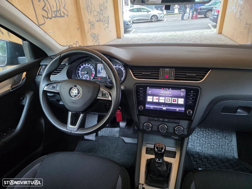 Skoda Octavia Break 1.6 TDi Ambition - 43