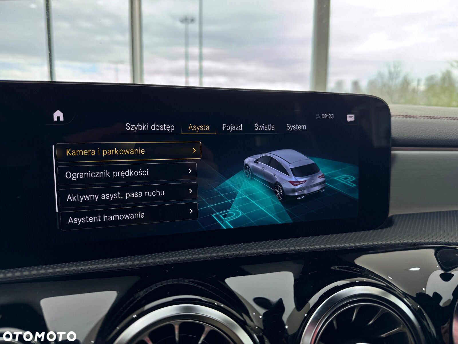 Mercedes-Benz CLA 200 AMG Line 7G-DCT - 34