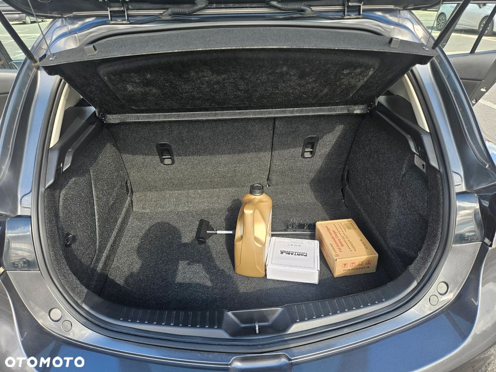 Mazda 3 1.6 Comfort - 28