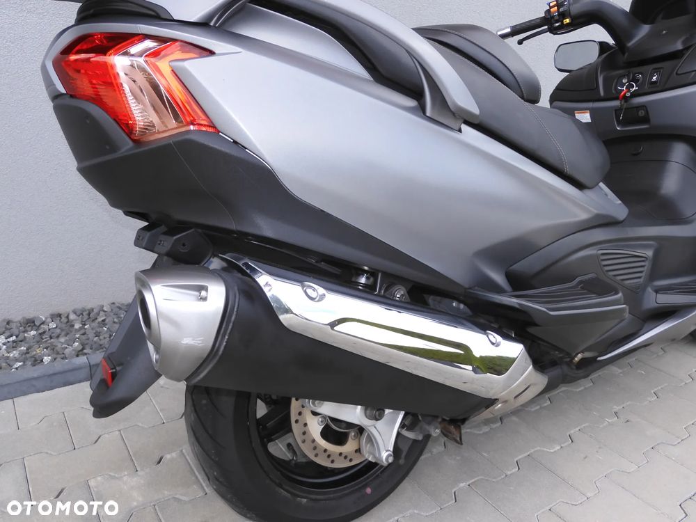 Suzuki Burgman - 11