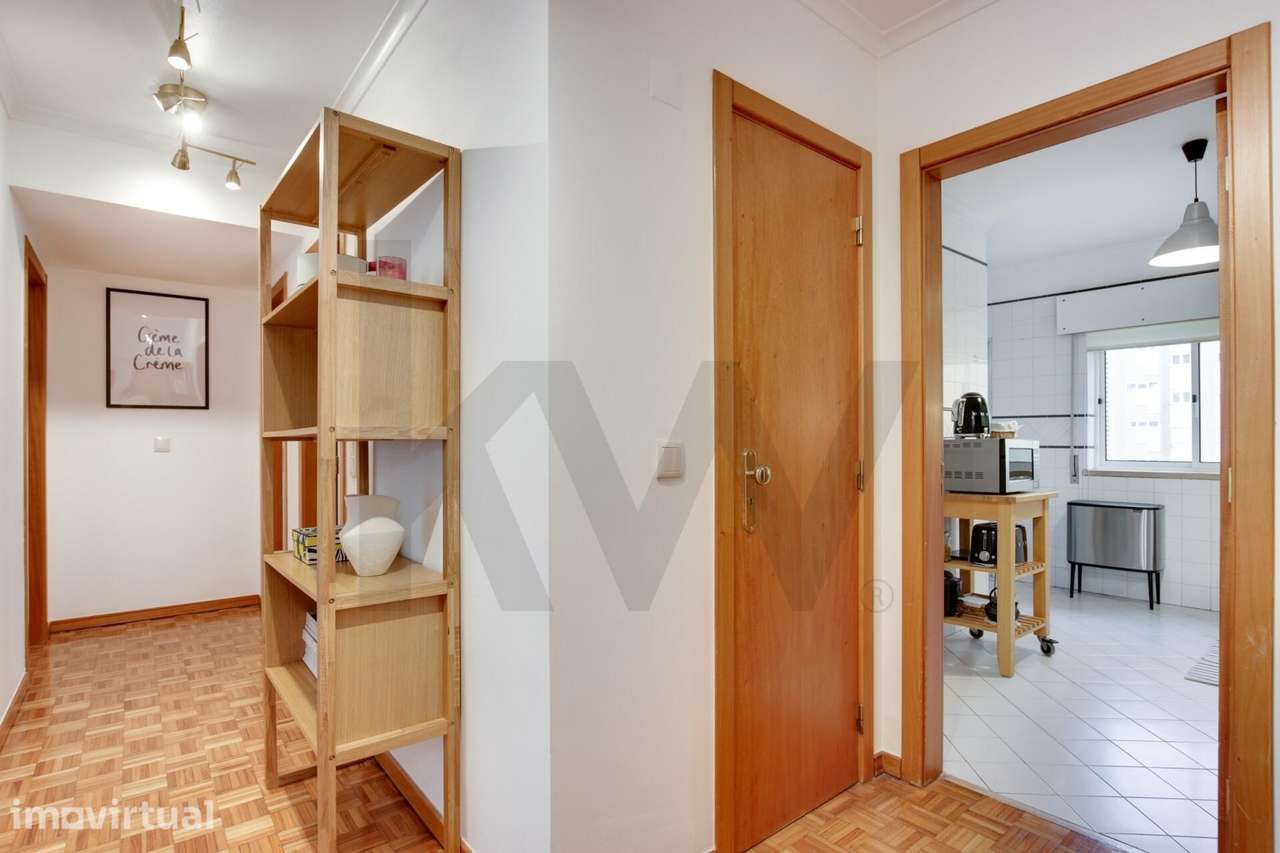 APARTAMENTO T2 | TELHEIRAS ALTO DA FAIA | 104 M2 | RENOVADO | 2 ELEVAD - Grande imagem: 4/35