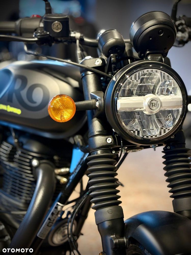 Royal Enfield HNTR - 4