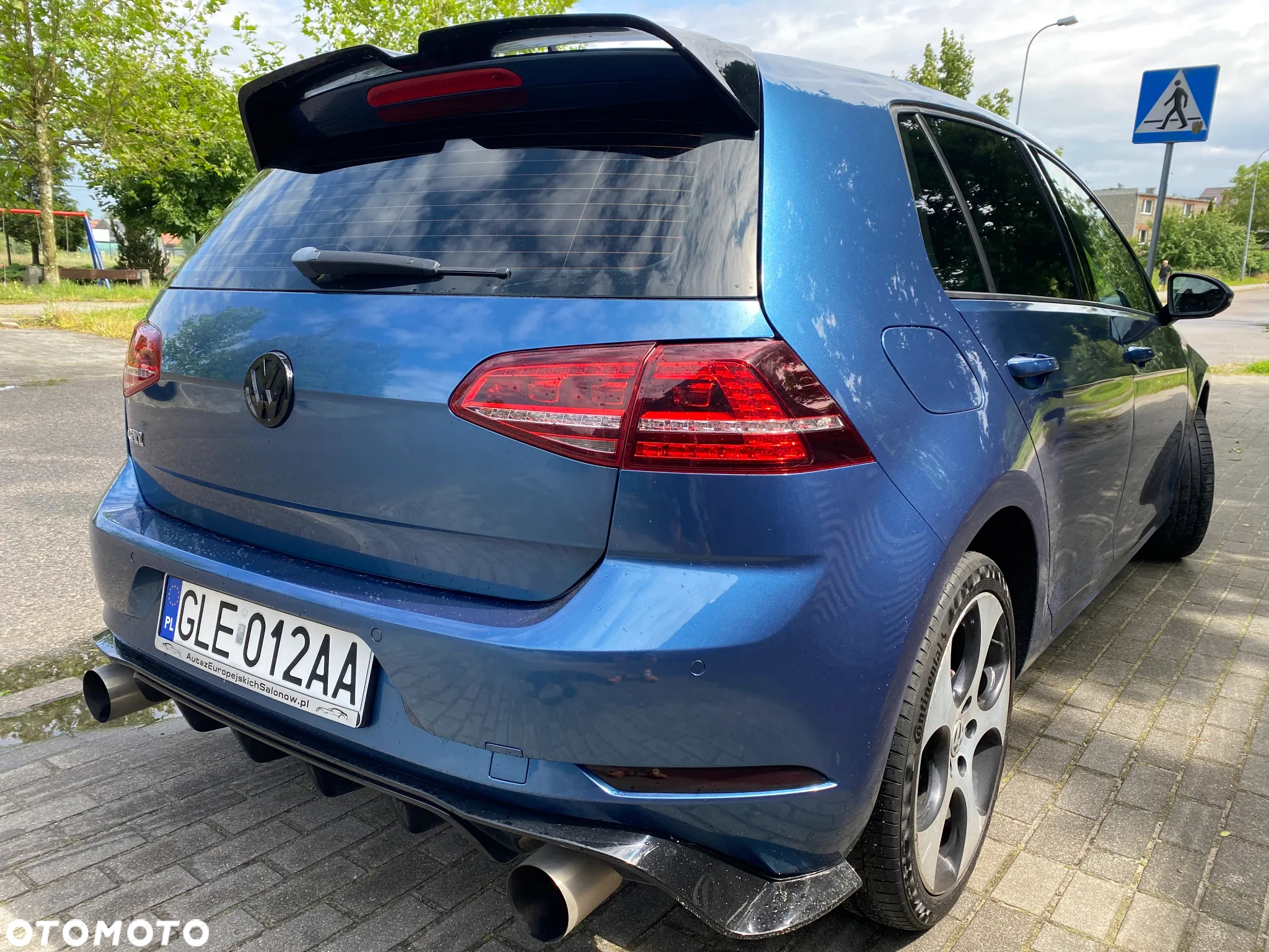 Volkswagen Golf - 3