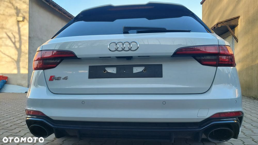 Audi RS4 Avant Avant quattro tiptronic - 4