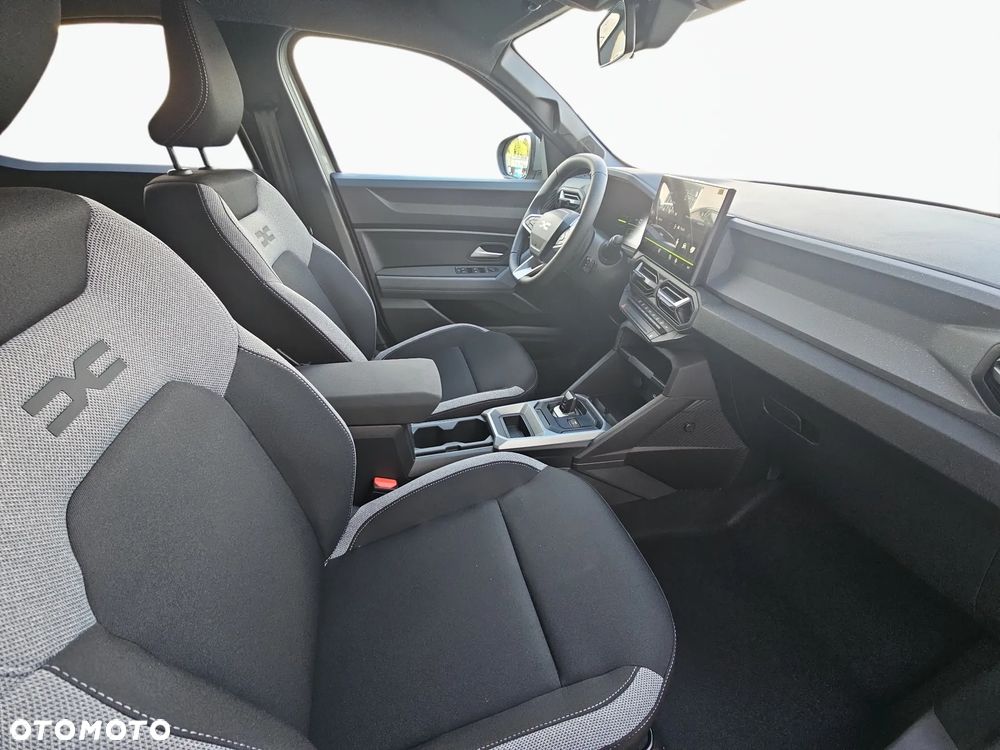 Dacia Duster 1.8 Hybrid 155 Journey MMT - 21