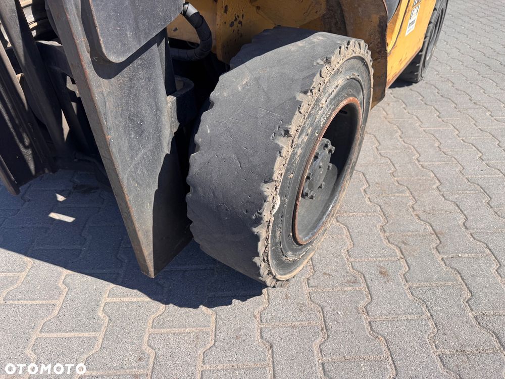 Caterpillar GP30N - 16