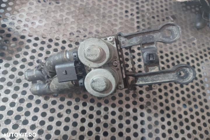 Pompa recirculare apa 4F1959617A Audi A6 4F/C6  [din 2004 pana  2008] seria wagon 5-usi 2.0 TDI MT - 4