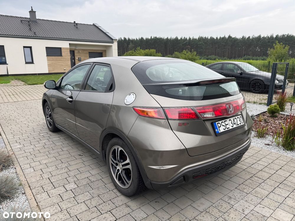 Honda Civic 1.4i-DSi - 5