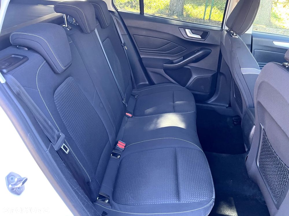 Ford Focus 1.5 EcoBlue Start-Stopp-System ACTIVE DESIGN - 16