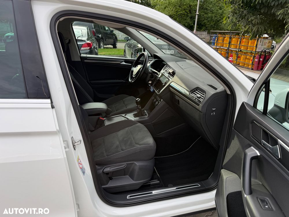 Volkswagen Tiguan - 7
